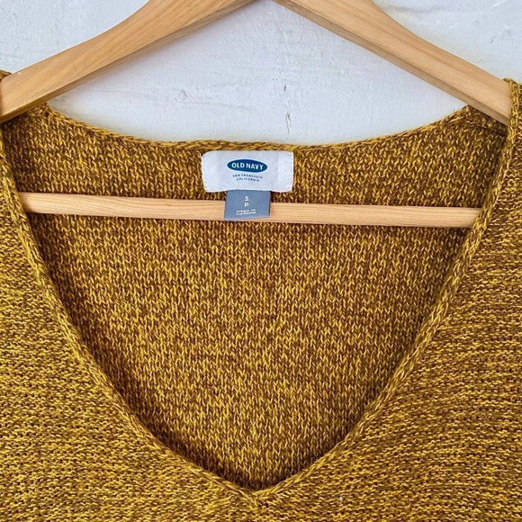Old Navy Gold Knit Tunic Sweater Size S - Picture 6 of 7